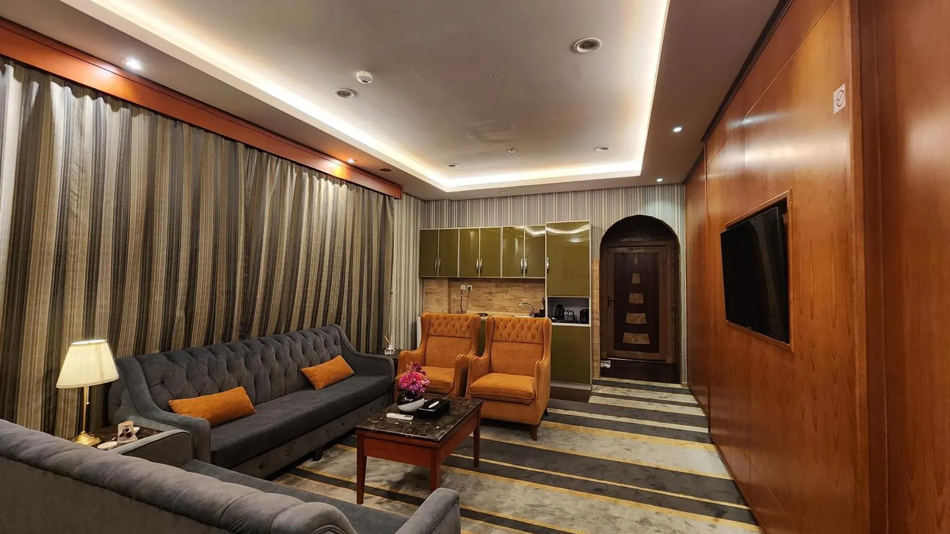 Shaty Alhayat Hotel Suites 제다 3*,