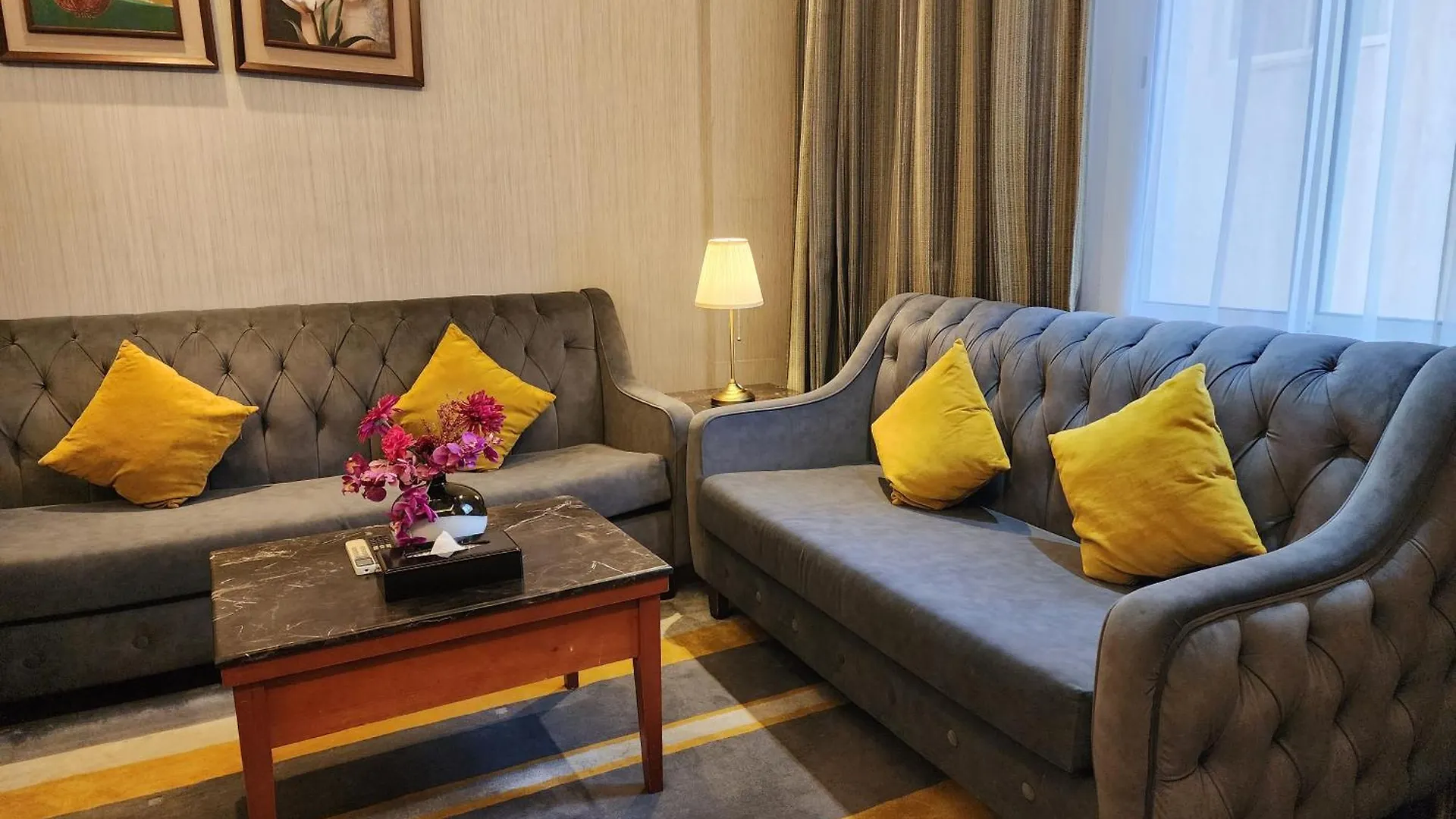 Shaty Alhayat Hotel Suites 제다