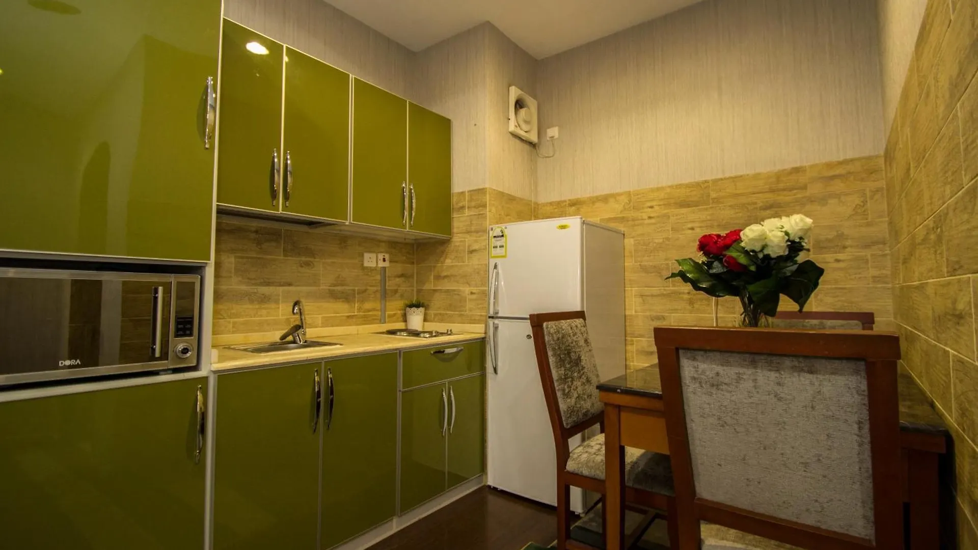 Shaty Alhayat Hotel Suites Jeddah 3*,